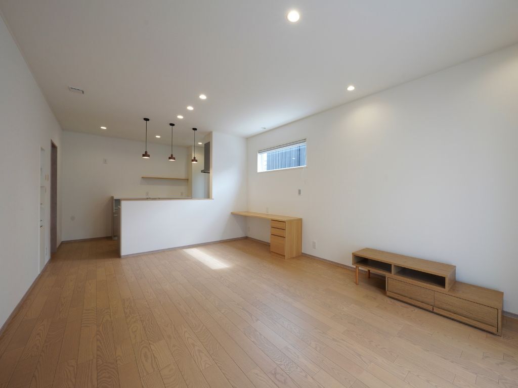 島根県出雲市大津町の建売モデルハウスのリビング