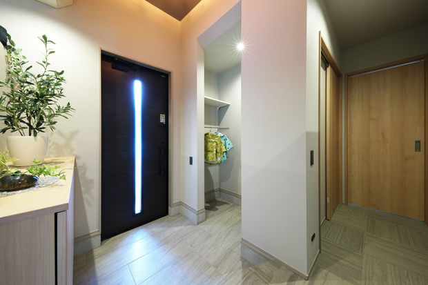 クレバリーホームの朝酌平屋モデルハウスの玄関